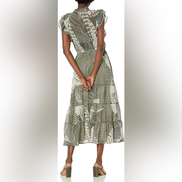 Bb Dakota Ruffled-Sleeve Tiered Midi Dress, BNWT, size Large - Picture 2 of 10